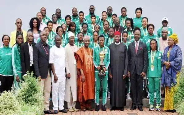Super Falcons In 2014 With Goodluck Jonathan (Throwback Photo)